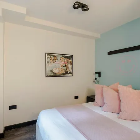 The Sassy - Soho - By Frankie Says Apartment London Exterior photo